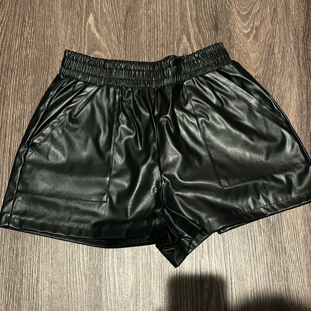 SHEIN black pleather shorts Size Large